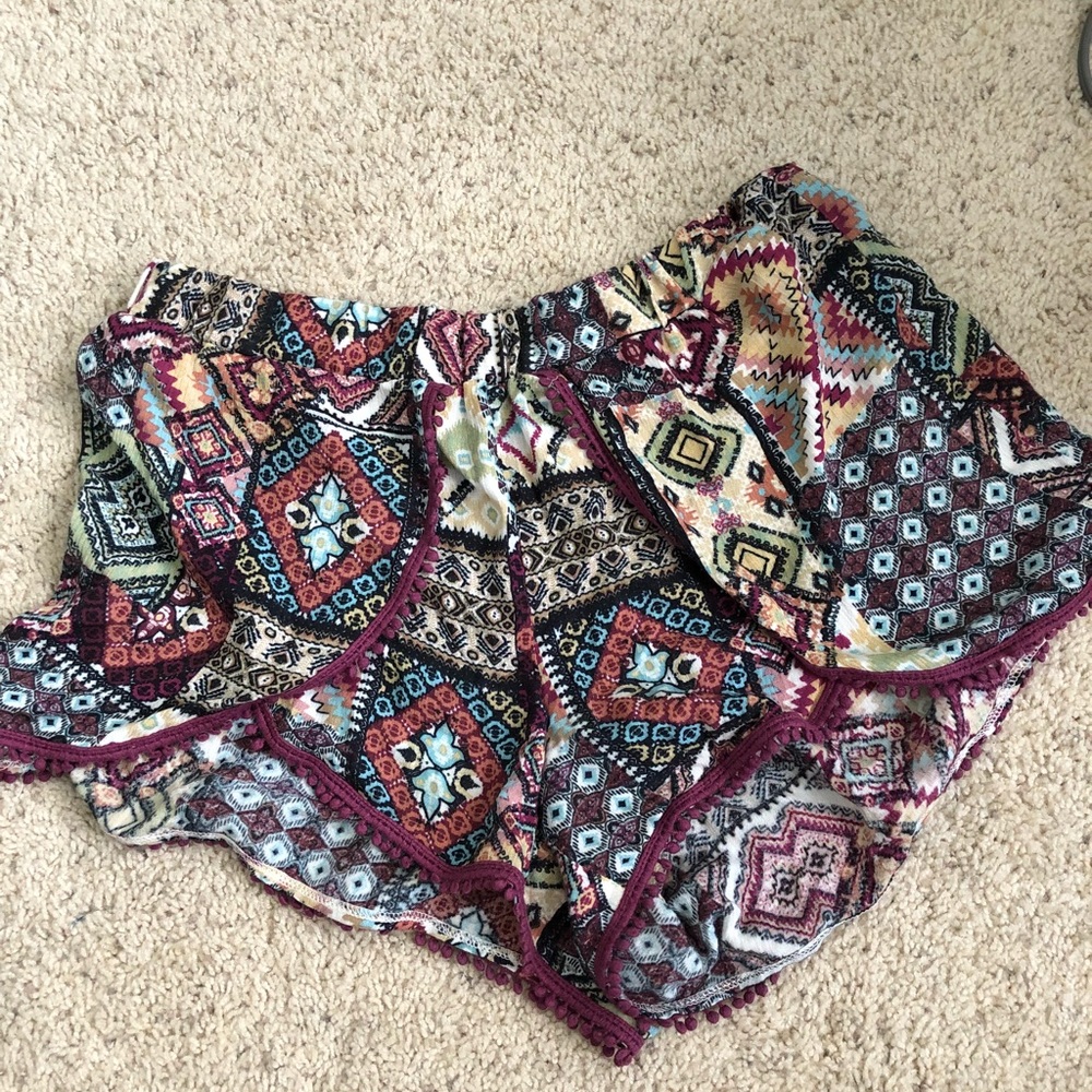 Flowy aztec printed shorts